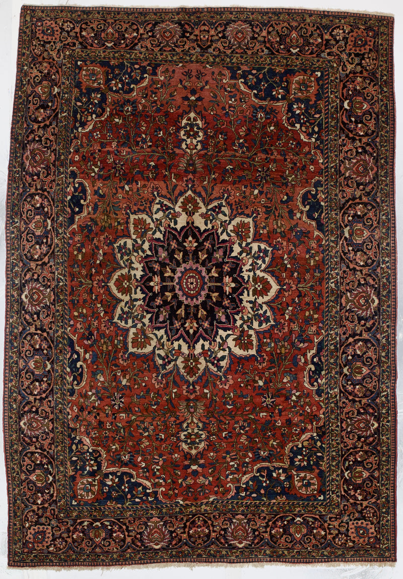 Fine Antique Bakhtiari Rug 7' 0