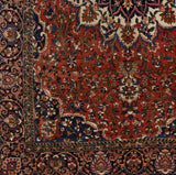 Fine Antique Bakhtiari Rug 7' 0" x 10' 3''