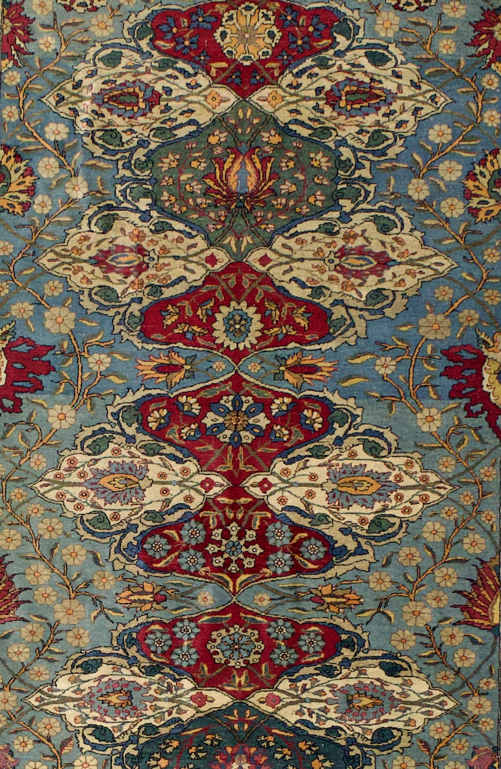 Fine Antique Tehran Rug 4' 9" x 7' 6"