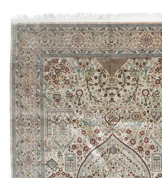 Fine Vintage Turkish Silk Hereke Rug 5' 0" x 8' 0"