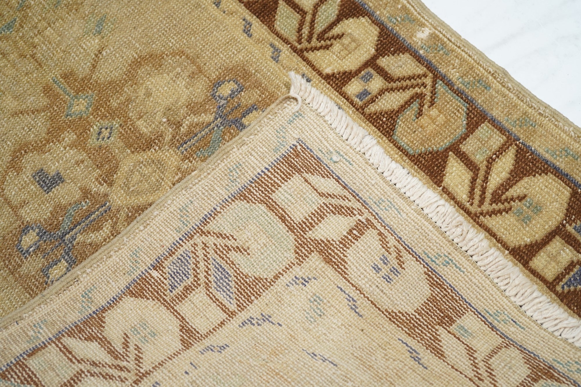 Turkish Rug 2'3'' x 3'9''