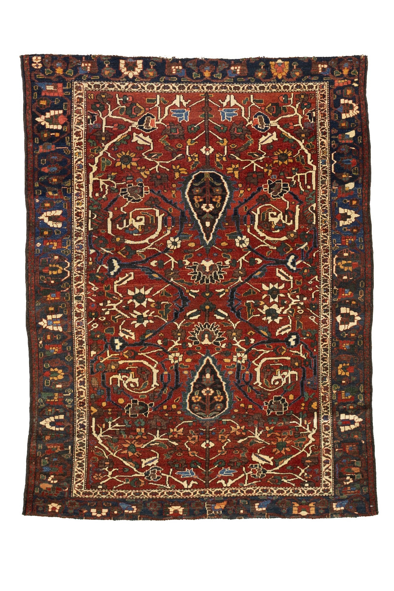 Fine Antique  Bakhtiari Rug 4'9