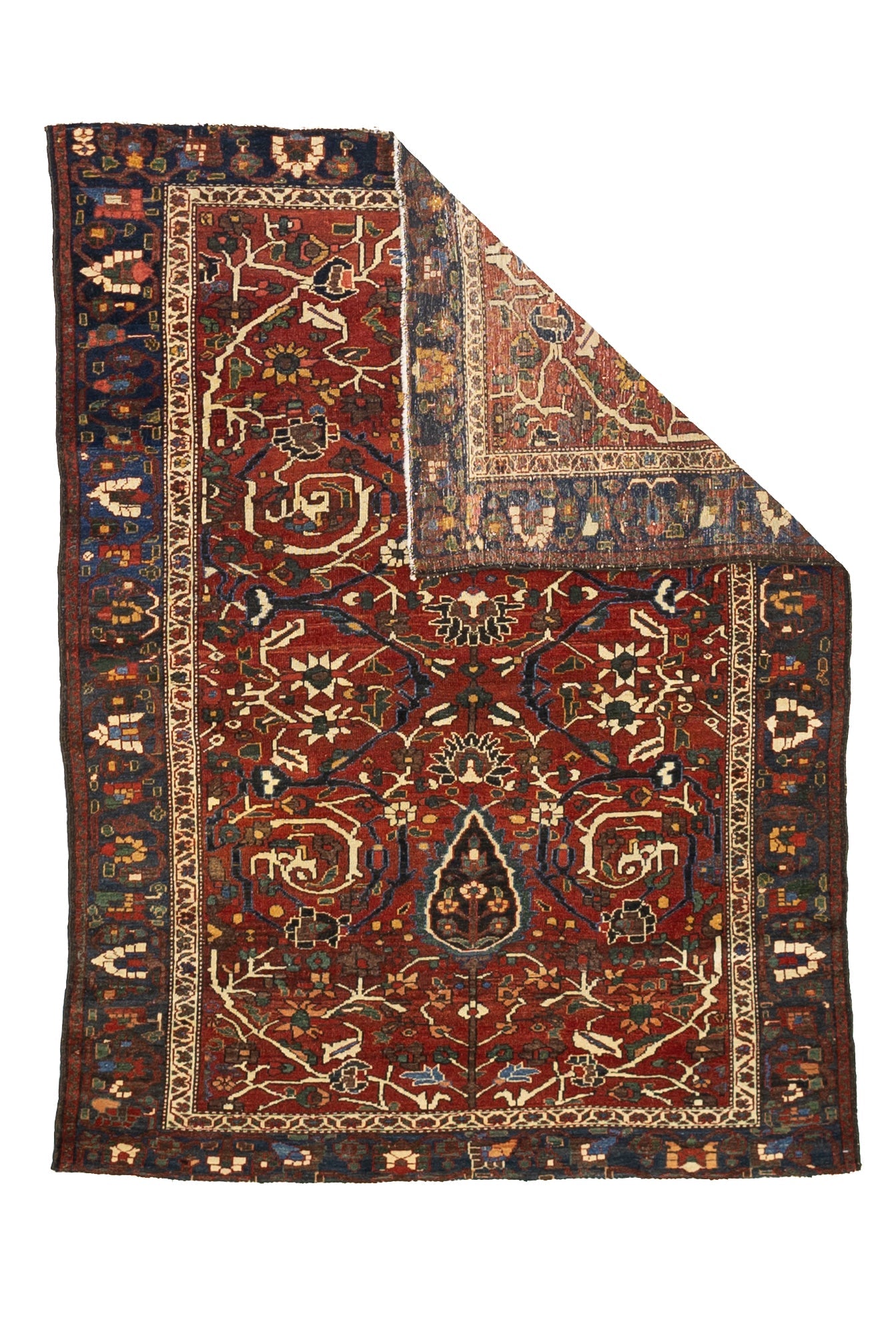 Fine Antique  Bakhtiari Rug 4'9" x 6' 4"