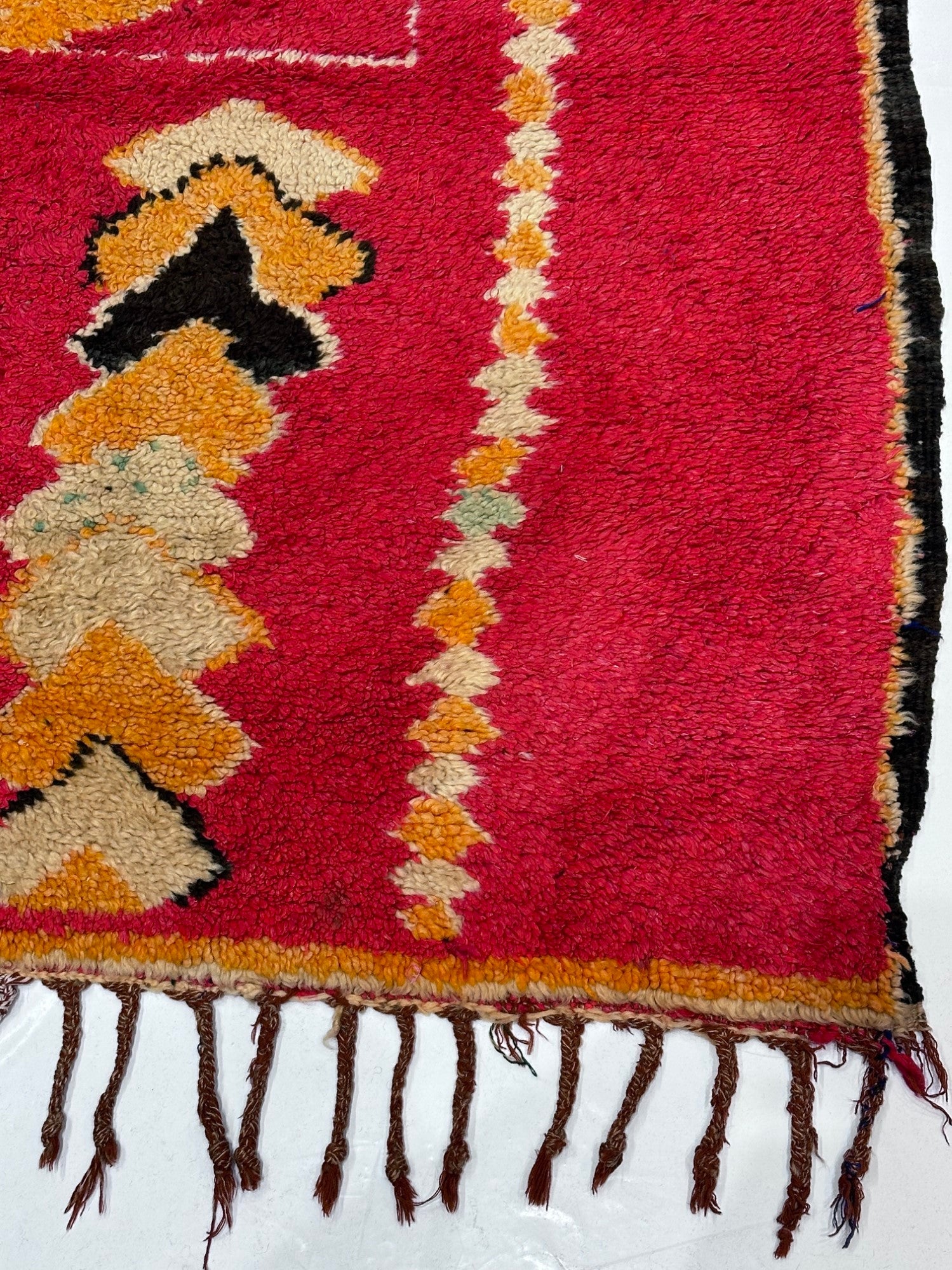 Vintage Moroccan Rug 4'7" x 8' 5''