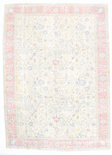 Fine Antique Turkish Sivas Rug 7'10" x 10' 11"