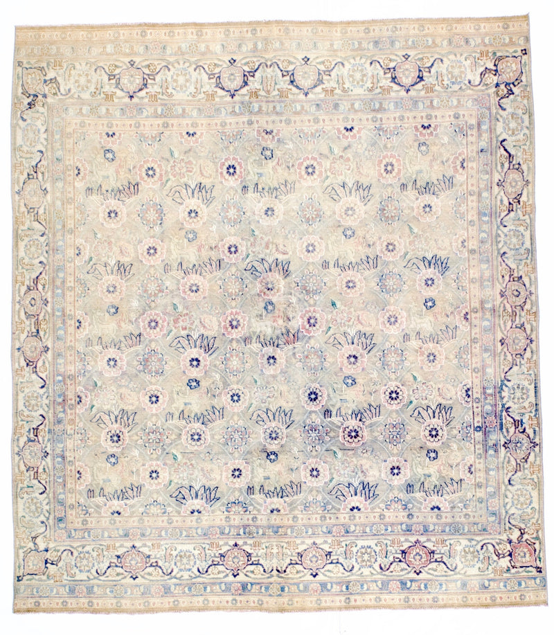 Fine Antique  Tabriz Wool Rug 5' 9