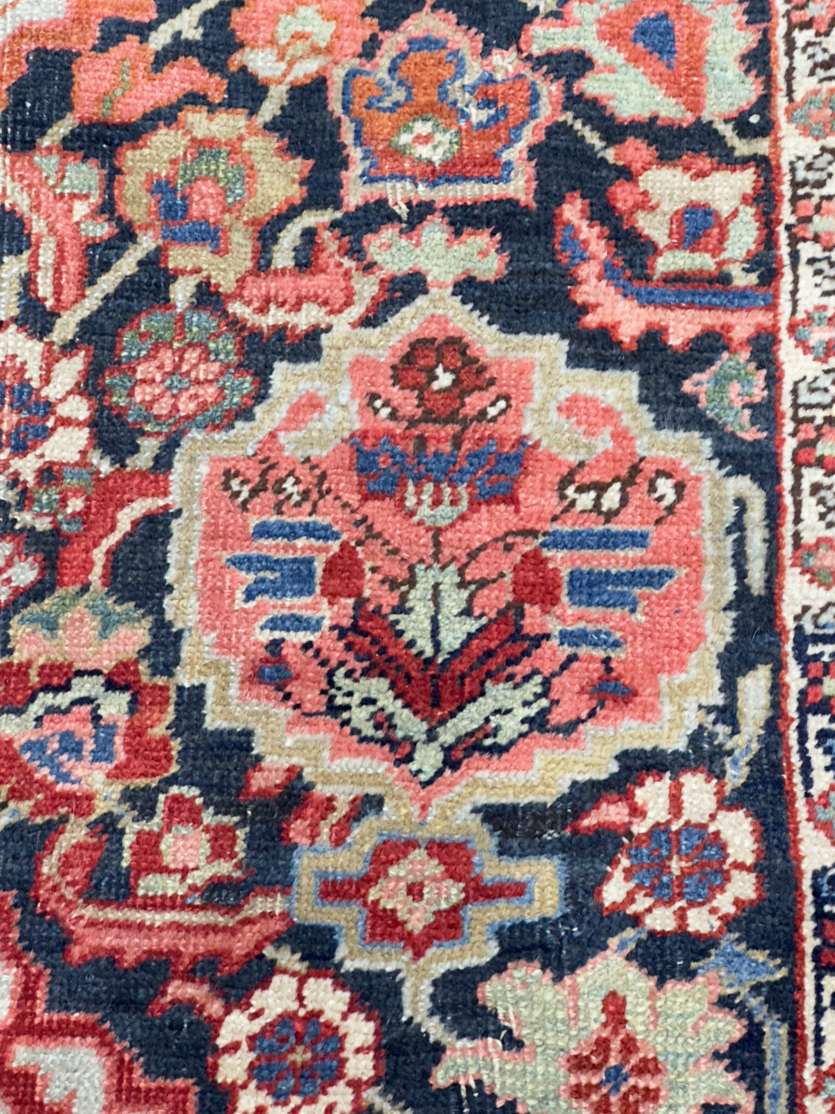Antique  Heriz Serapi Rug 4'10" x 6' 5"