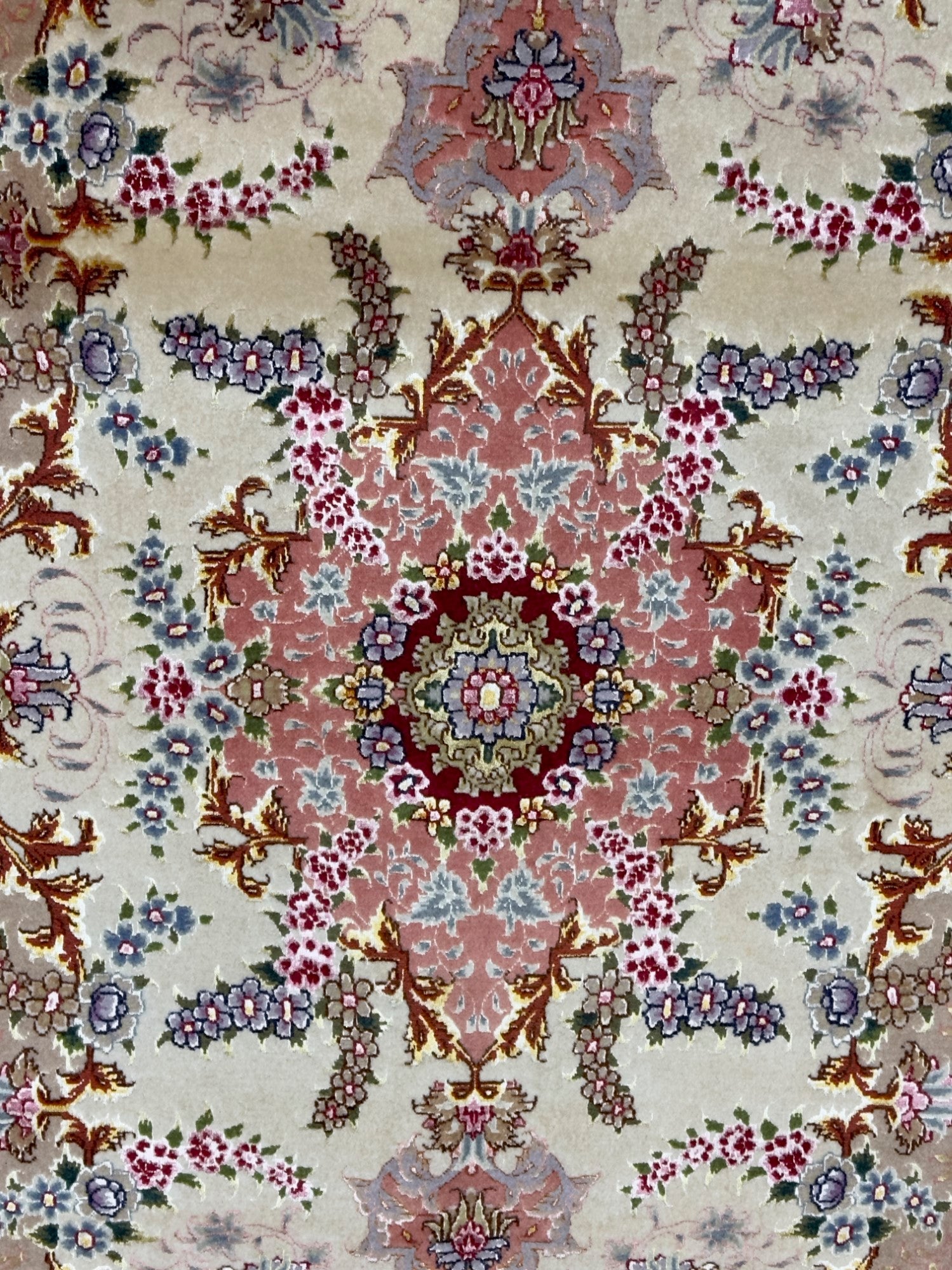Extremely Fine Vintage Tabriz Wool and Silk Rug 3'4" x 5' 2''