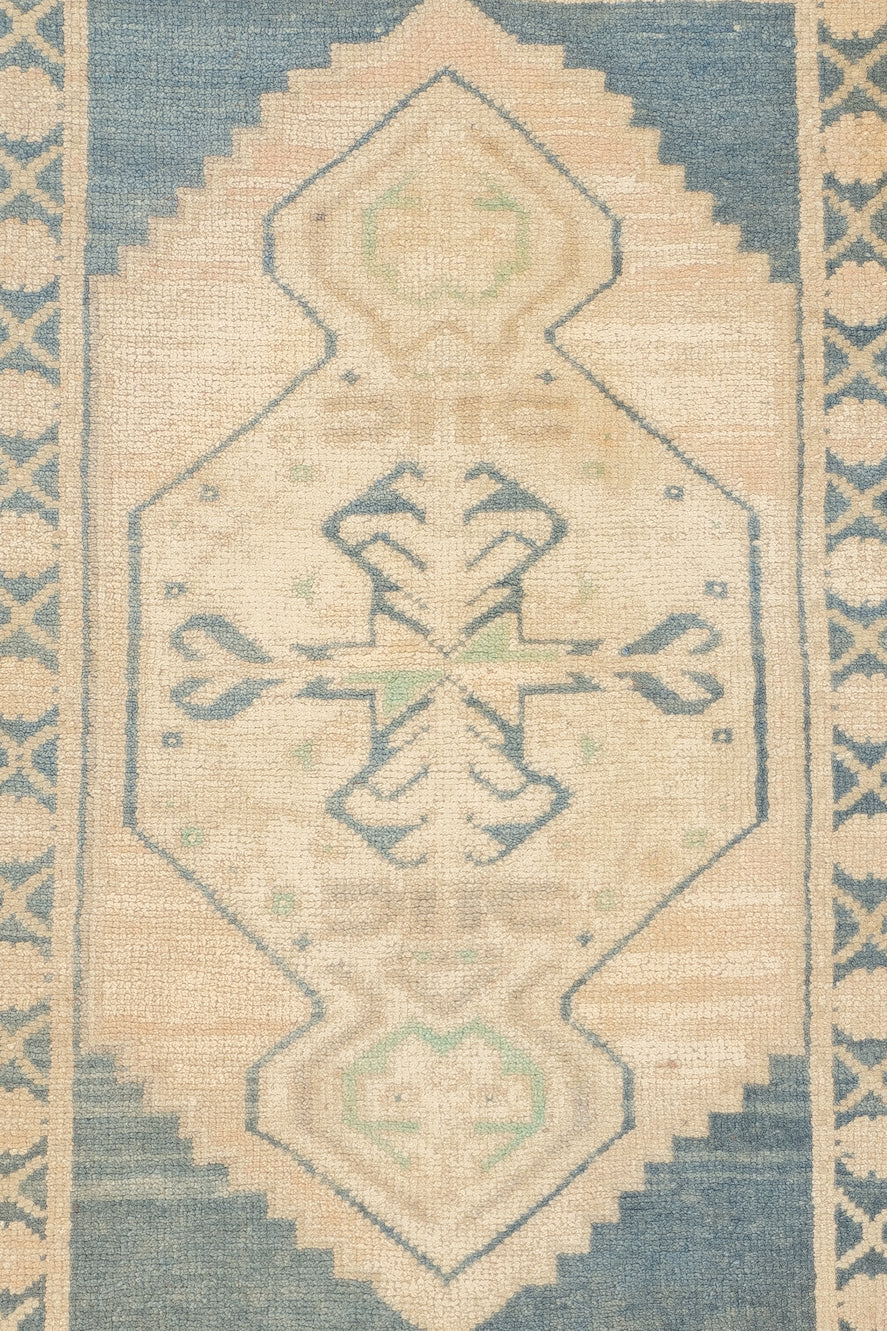 Fine Vintage Turkish Wool Rug 1'10'' x 3'4''