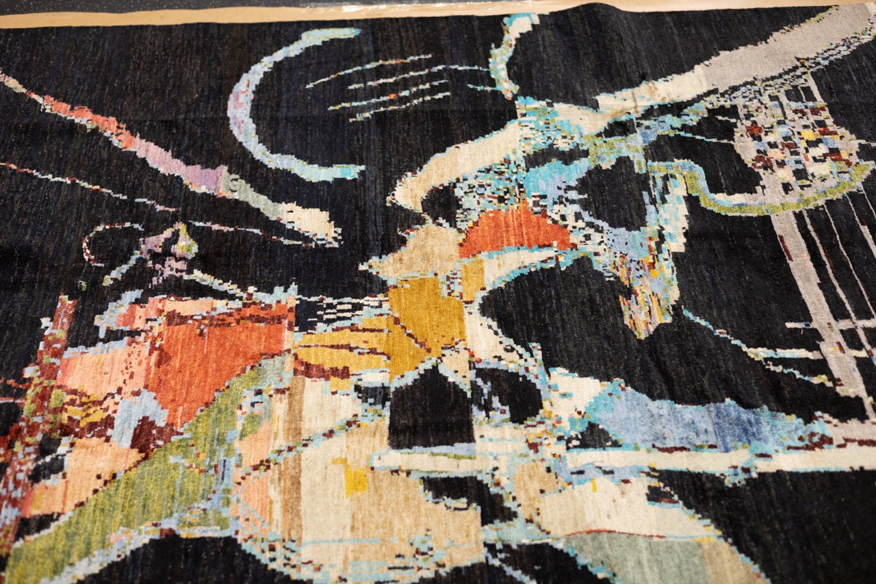 Fine Contemporary Wool Rug 5'6" x 7' 7''