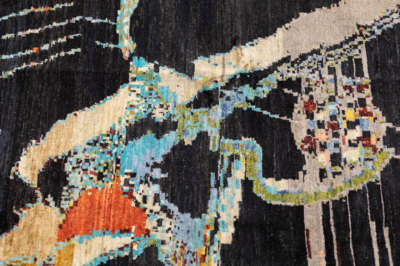 Fine Contemporary Wool Rug 5'6" x 7' 7''