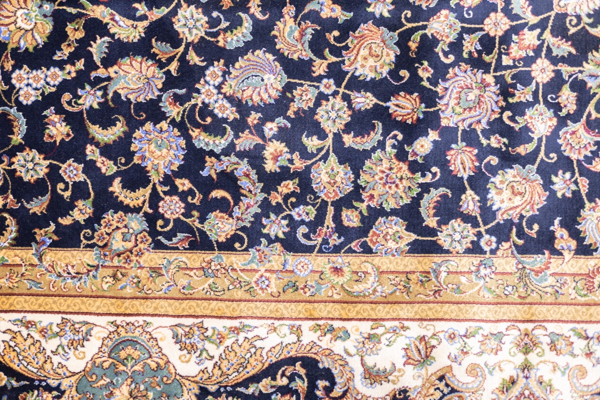 Design Rug 5'1" x 7'7''