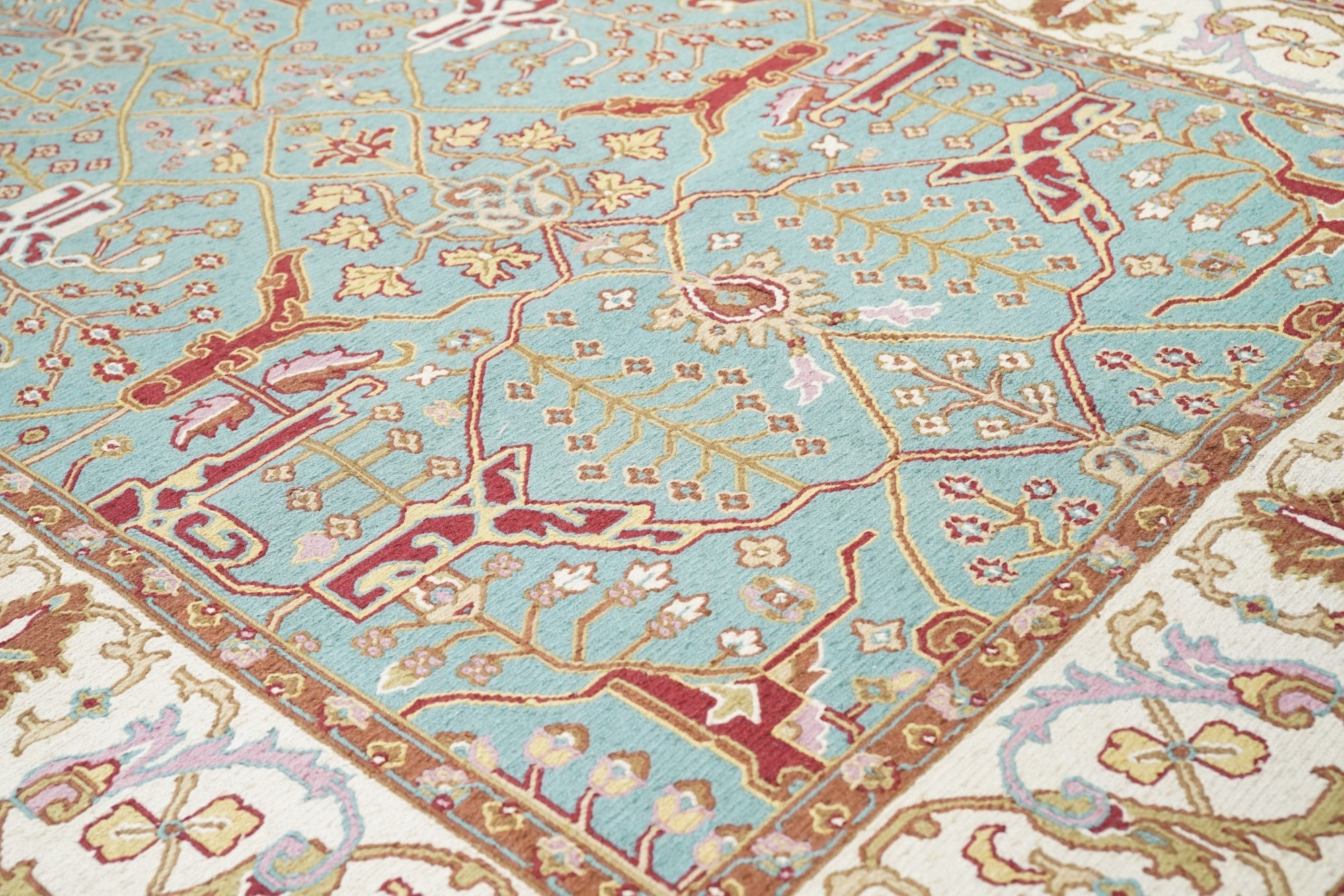 Sumak Rug 6'0" x 9'0"