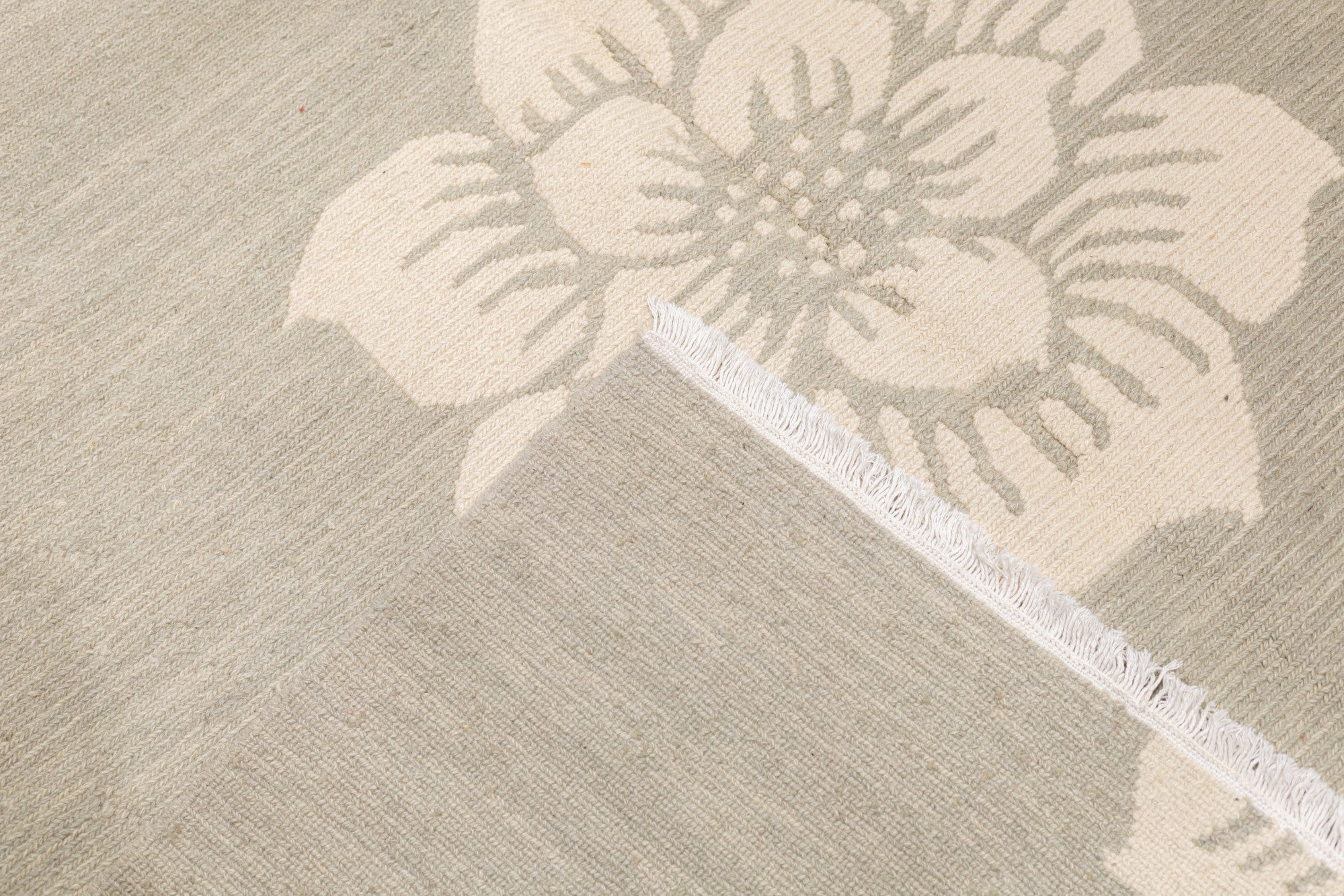 Sumak Rug 9'0" x 12'0"