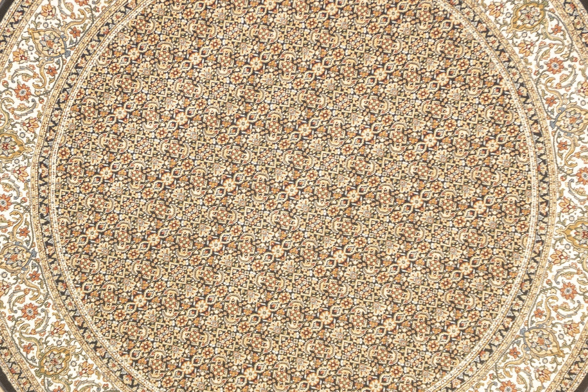 Hand Tufted Rug 7'10'' x 7'10''