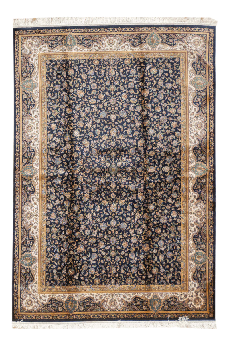 Design Rug 5'1