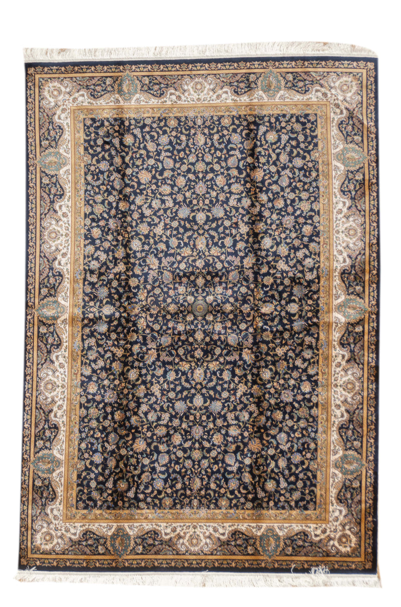 Design Rug 5'1