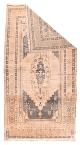 Fine Antique Oushak Wool Rug 5'9'' x 10'7''