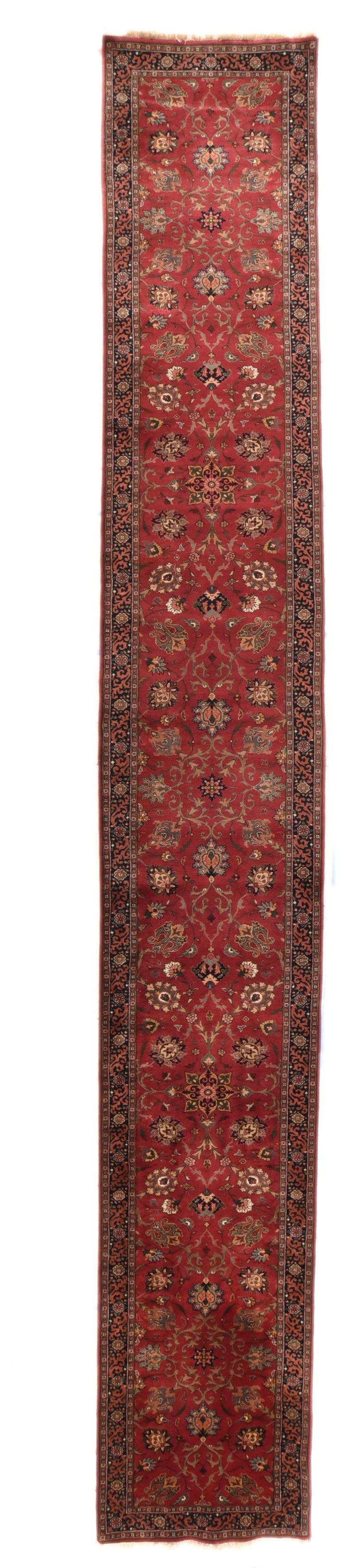 Kashan Runner 2'8'' x 19'9''