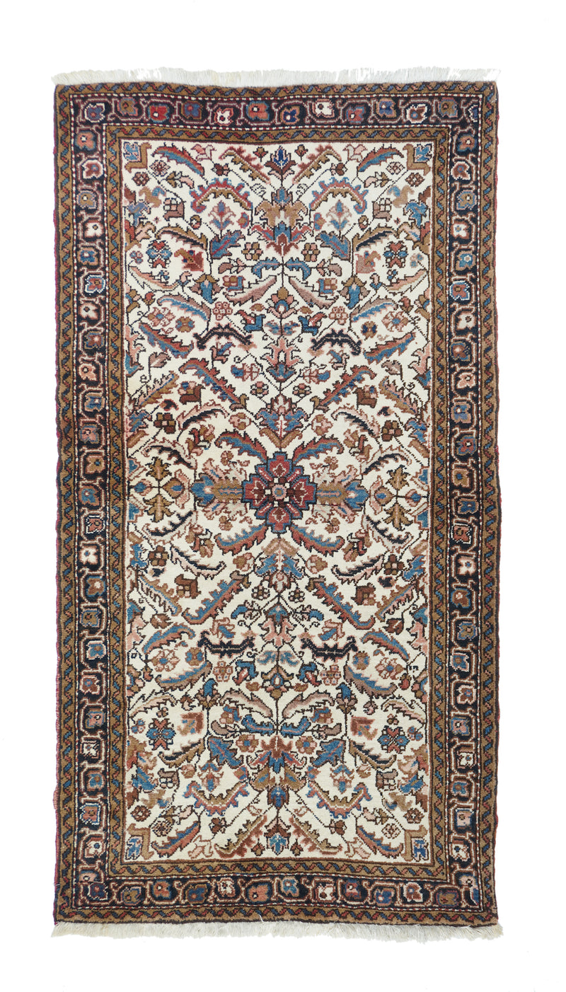 Vintage Heriz Rug 3'5'' x 6'6''