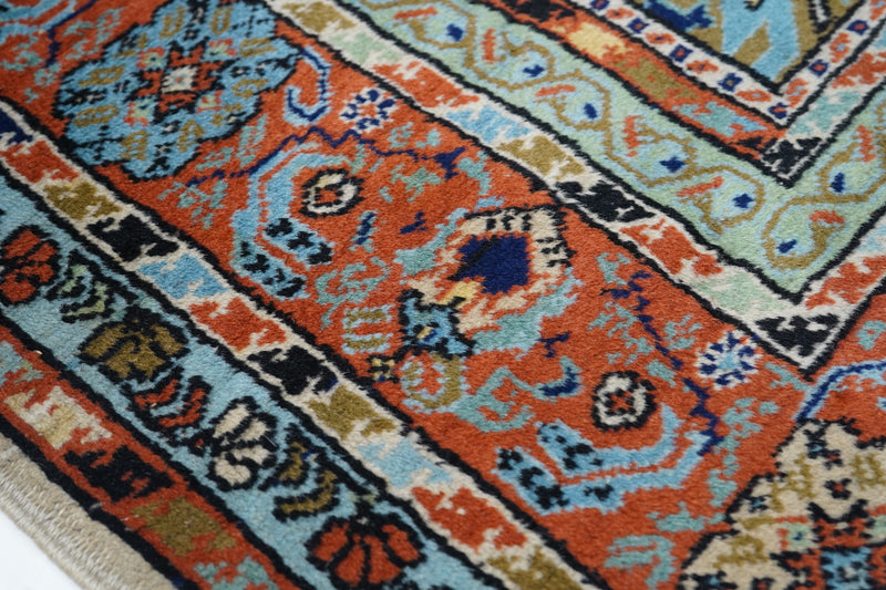 Vintage Turkish Rug 4'1'' x 6'7''