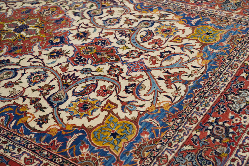 Vintage Isfahan Rug 4'10'' x 7'2''