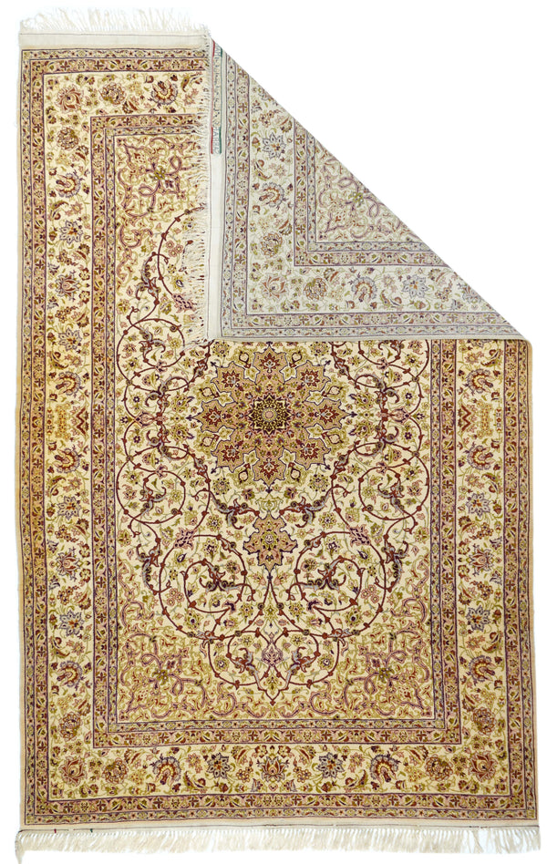 Vintage Isfahan Rug 4'10'' x 7'9''
