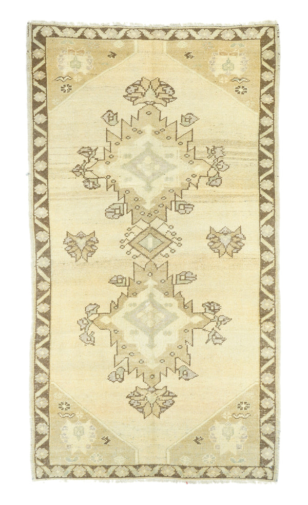 Good Condition Oushak Rug