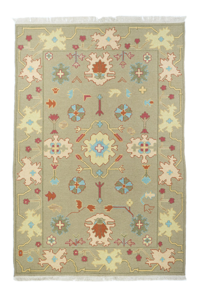 Sumak Rug 4'1'' x 6'1''