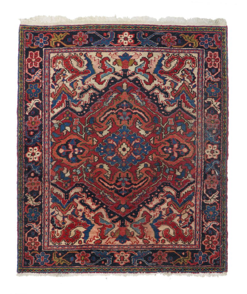 Vintage Heriz Rug 3'9'' x 4'5''