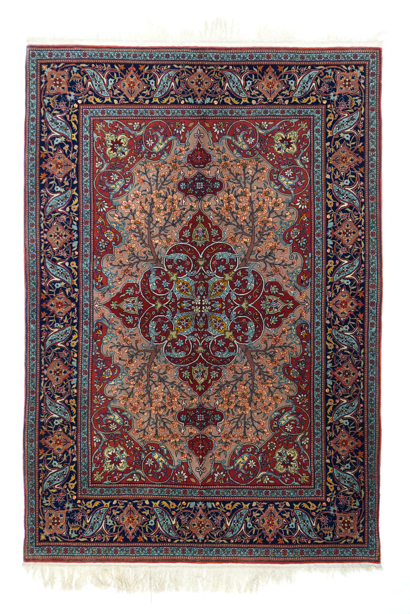 Good Condition Hereke Rug