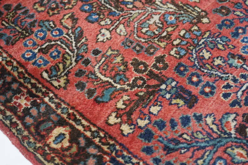 Antique Sarouk Rug 2'6'' x 4'10''