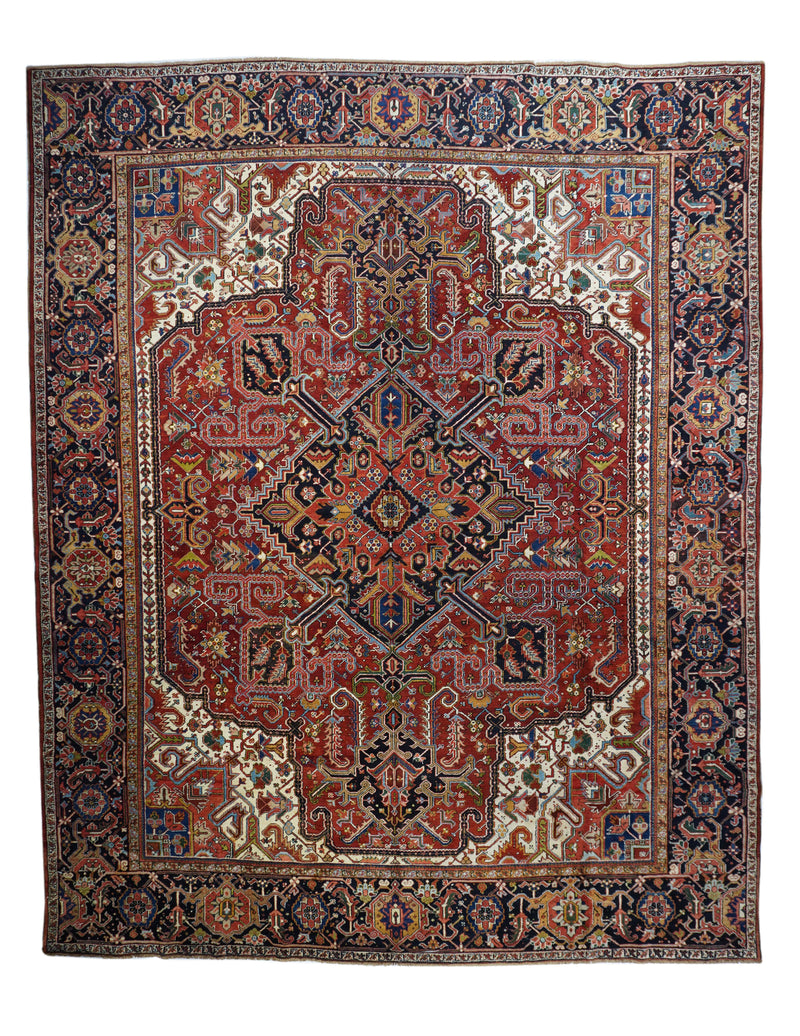 Good Condition Heriz Rug