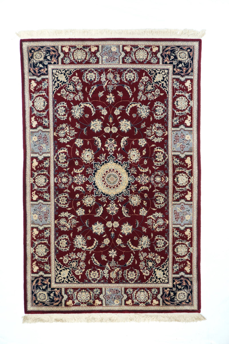 Tabriz Desgin Wool, Silk, Cotton 3'9'' x 5'9''