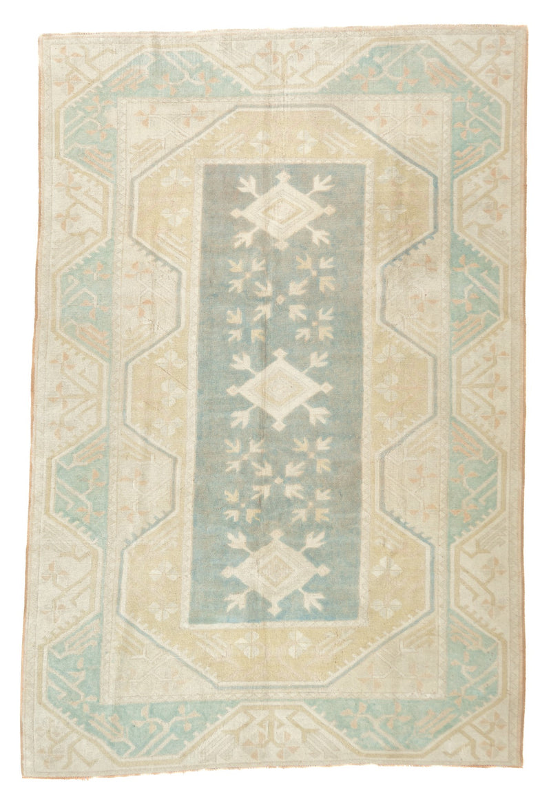Oushak Rug 5'3'' x 7'11''
