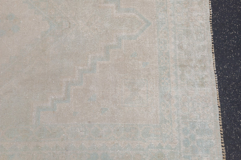 Oushak Rug 3'9'' x 6'6''