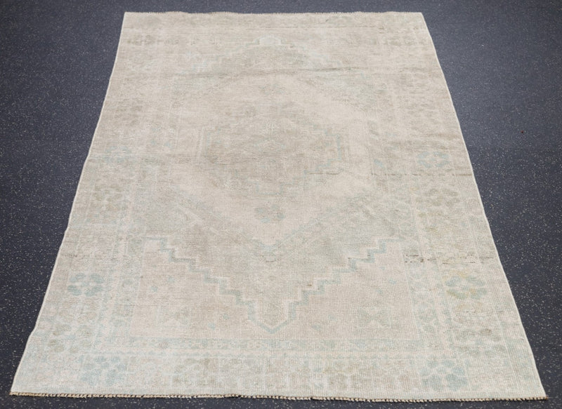 Oushak Rug 3'9'' x 6'6''