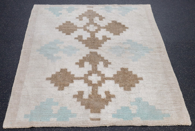 Oushak Rug 3'10'' x 5'3''