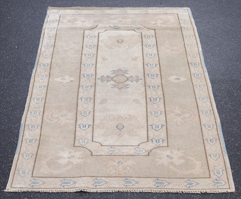 Oushak Rug 2'10'' x 4'8''