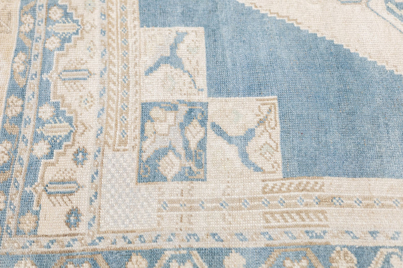 Oushak Rug 5'5'' x 9'7''