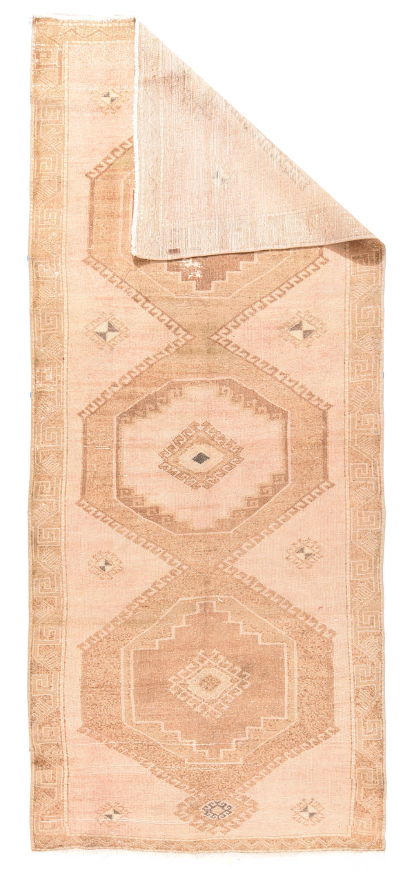 Turkish Rug 4'9'' x 11'2''