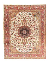 Excellent Tabriz Rug